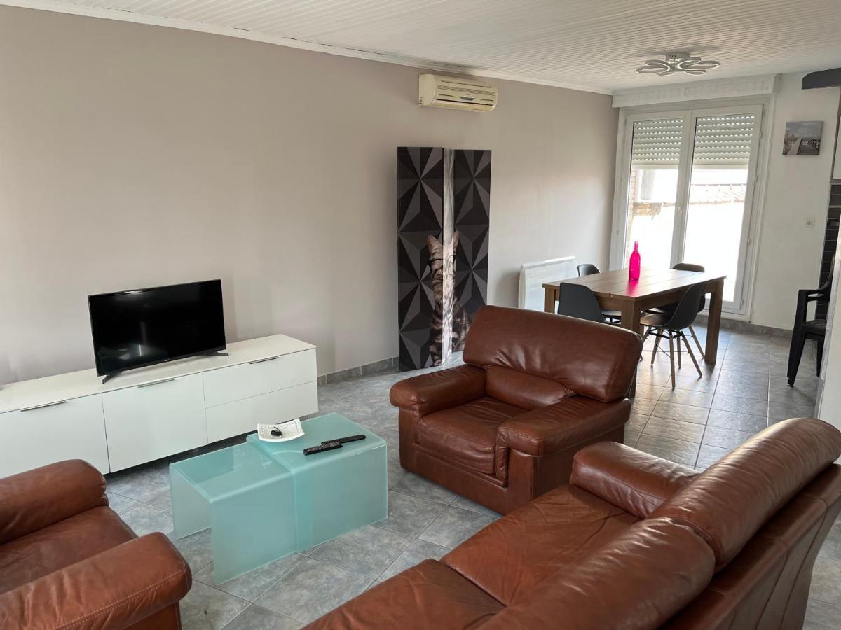 Appartement 2 Chambres Spacieuses Avec Terrasse Brouckerque ภายนอก รูปภาพ