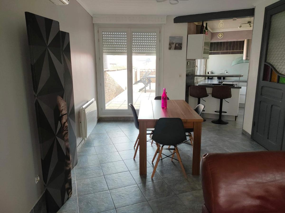 Appartement 2 Chambres Spacieuses Avec Terrasse Brouckerque ภายนอก รูปภาพ